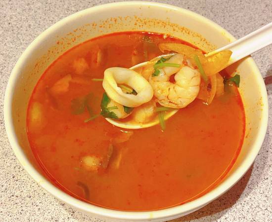 Seafood Thai Tom Yam Soup 海鲜冬阴功汤